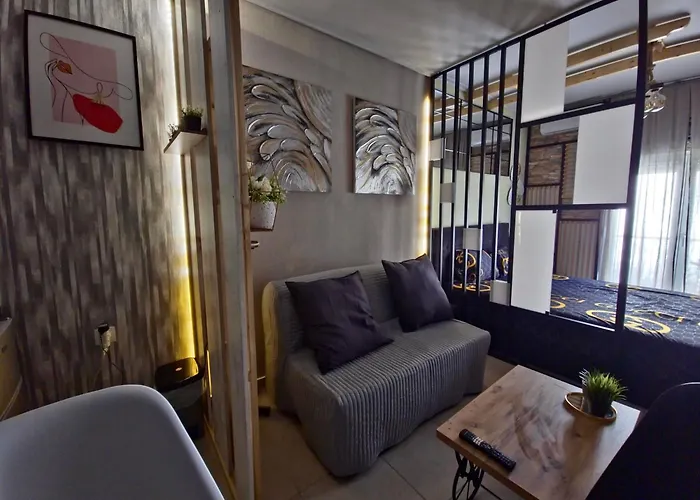 Gpx Clr-street Fashion Apartment Larissa