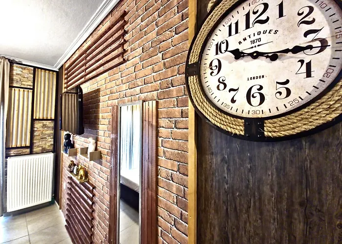 Apartment Gpx Clr-street Fashion Larissa