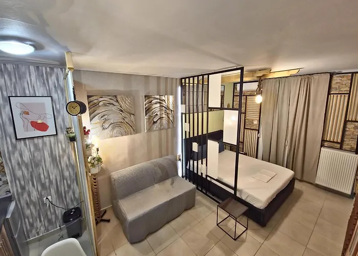 Gpx Clr-street Fashion Apartment